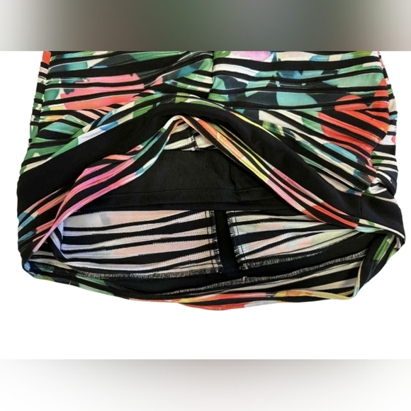 Joseph Ribkoff Mini Sleeveless Dress Floral Black/Multi Colour Size 4 EUC - Picture 7 of 8